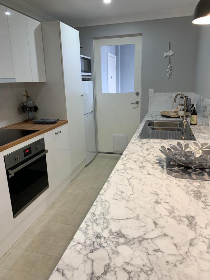 Apartamento The Hutt On Mandurah Marina Exterior foto