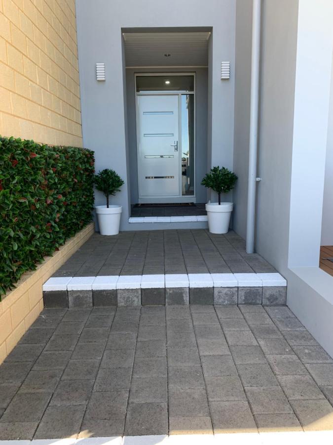 Apartamento The Hutt On Mandurah Marina Exterior foto